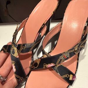 Gucci Black and Pink Chain Detail Heels
